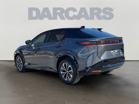 Used 2025 Lexus RZ 450e w/ Technology Package image 4