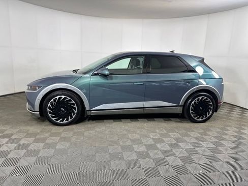Used 2024 Hyundai Ioniq 5 Limited image 6