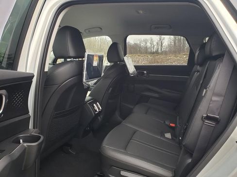 New 2026 Kia Sorento S image 8