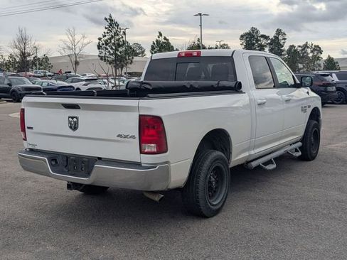 Used 2019 RAM 1500 Classic SLT image 3