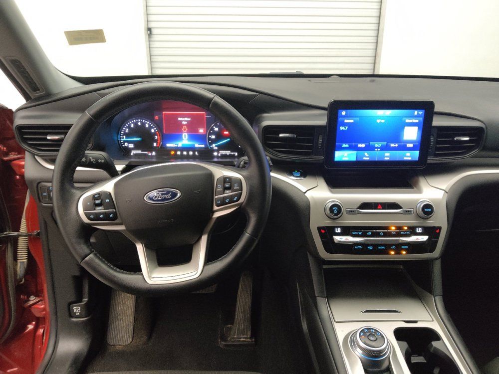 Used 2021 Ford Explorer XLT RWD image 22