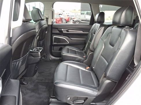 Certified 2022 Kia Telluride S image 10