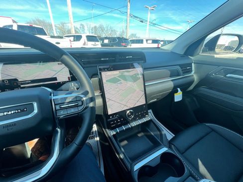 New 2026 GMC Terrain Denali image 23