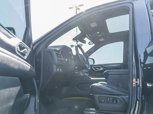 Used 2023 GMC Yukon XL AT4 w/ AT4 Premium Package image 20