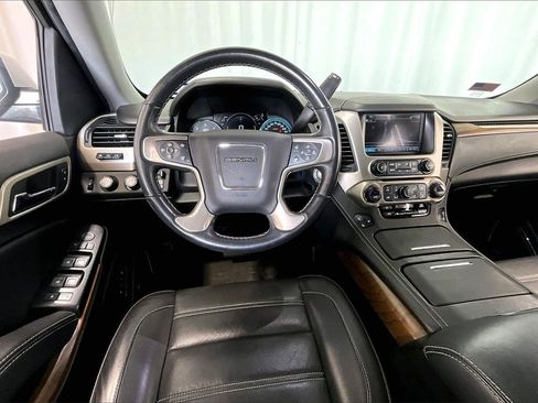 Used 2020 GMC Yukon Denali image 14
