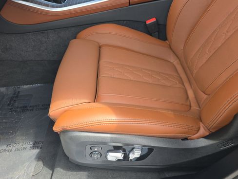 New 2026 BMW X5 xDrive40i w/ Executive Package AWD/4WD image 17