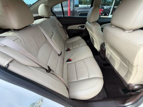 Used 2014 Chevrolet Cruze LT w/ RS Package FWD image 16