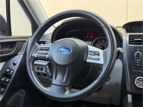Used 2015 Subaru Forester 2.5i Premium w/ All-Weather Package AWD/4WD image 13