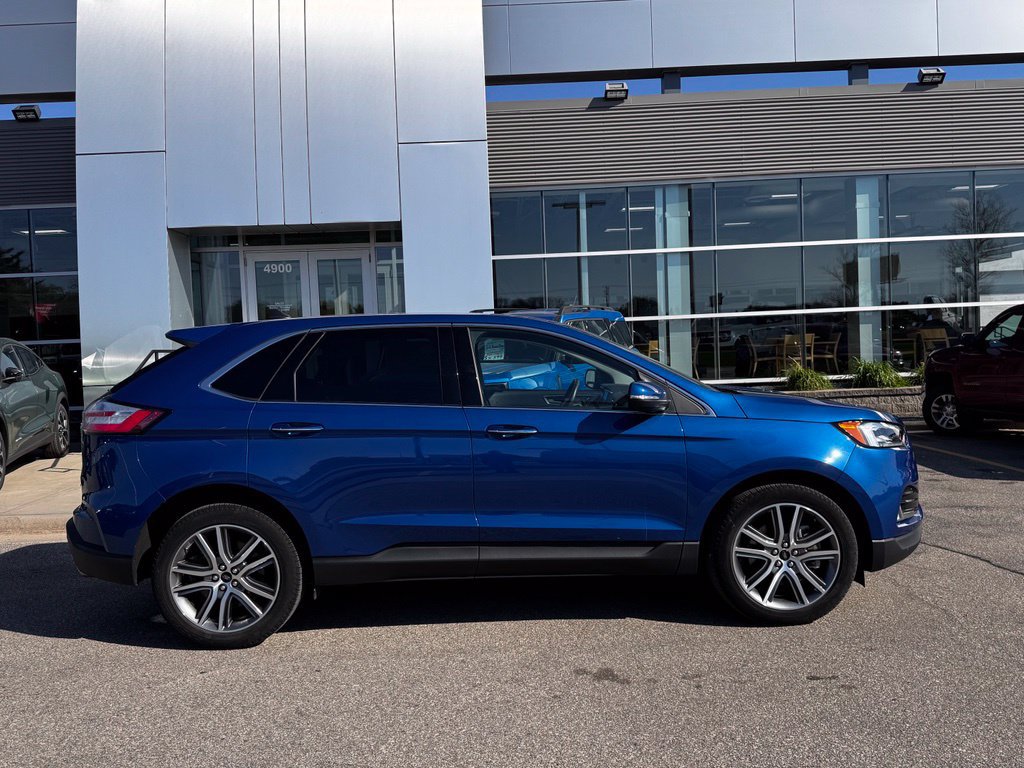 Used 2024 Ford Edge Titanium w/ Equipment Group 301A AWD/4WD image 45