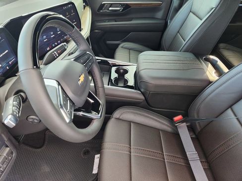 New 2026 Chevrolet Suburban High Country image 10