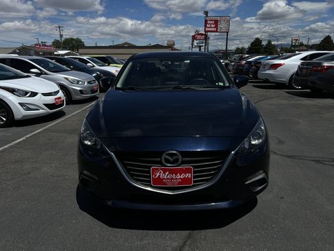 Used 2016 MAZDA MAZDA3 i Sport FWD image 2