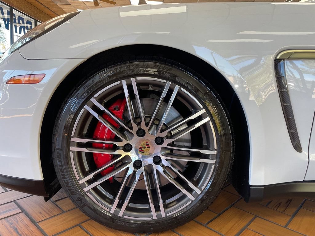 Used 2016 Porsche Panamera GTS AWD/4WD image 7