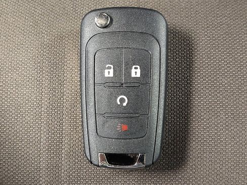 Used 2016 Chevrolet Trax LT w/ LT Convenience Package FWD image 32