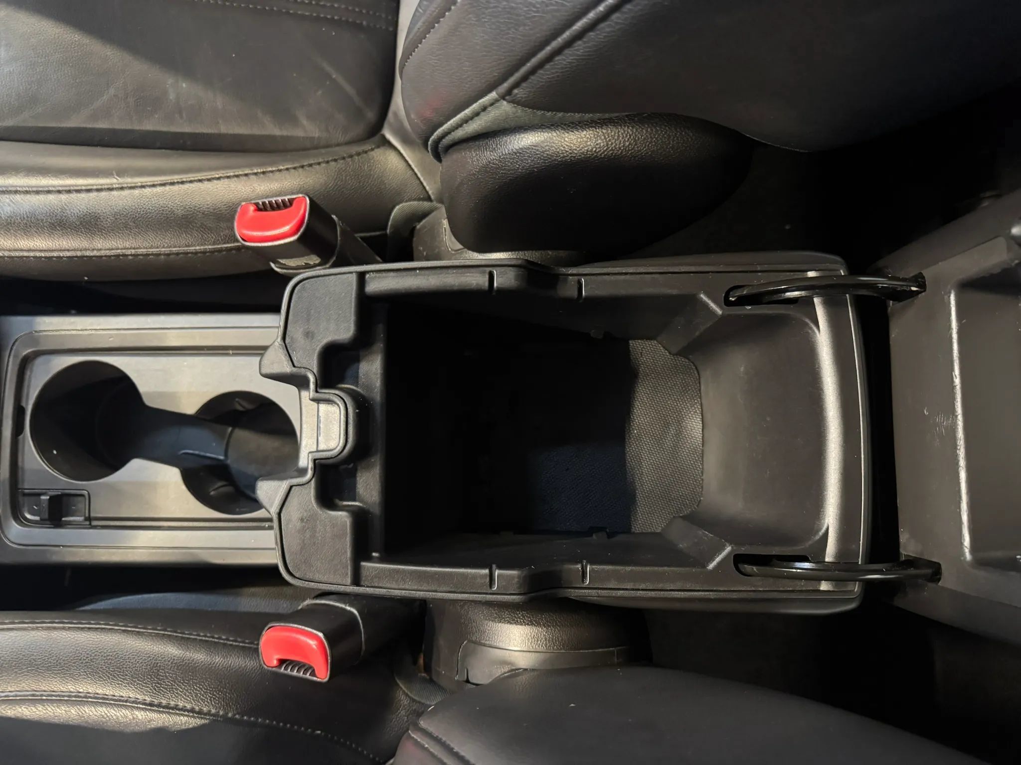 Used 2013 Chevrolet Captiva Sport LTZ FWD image 21