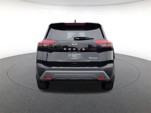 Used 2023 Nissan Rogue SV w/ SV Premium Package image 6