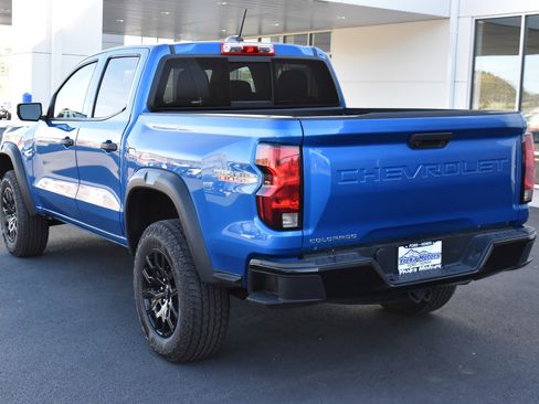 Used 2023 Chevrolet Colorado Trail Boss image 8
