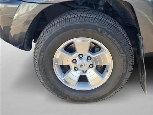 Used 2011 Toyota Tacoma 4x4 Double Cab image 22