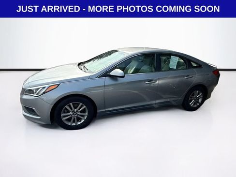 Used 2016 Hyundai Sonata SE FWD image 4