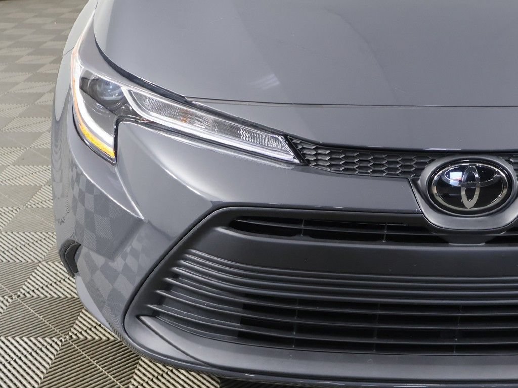 Used 2024 Toyota Corolla LE FWD image 10