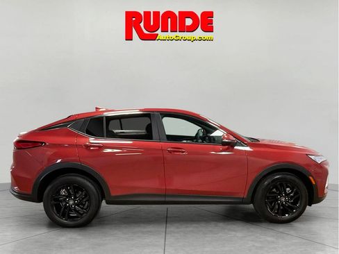 Used 2024 Buick Envista Preferred w/ Advanced Safety Package image 6