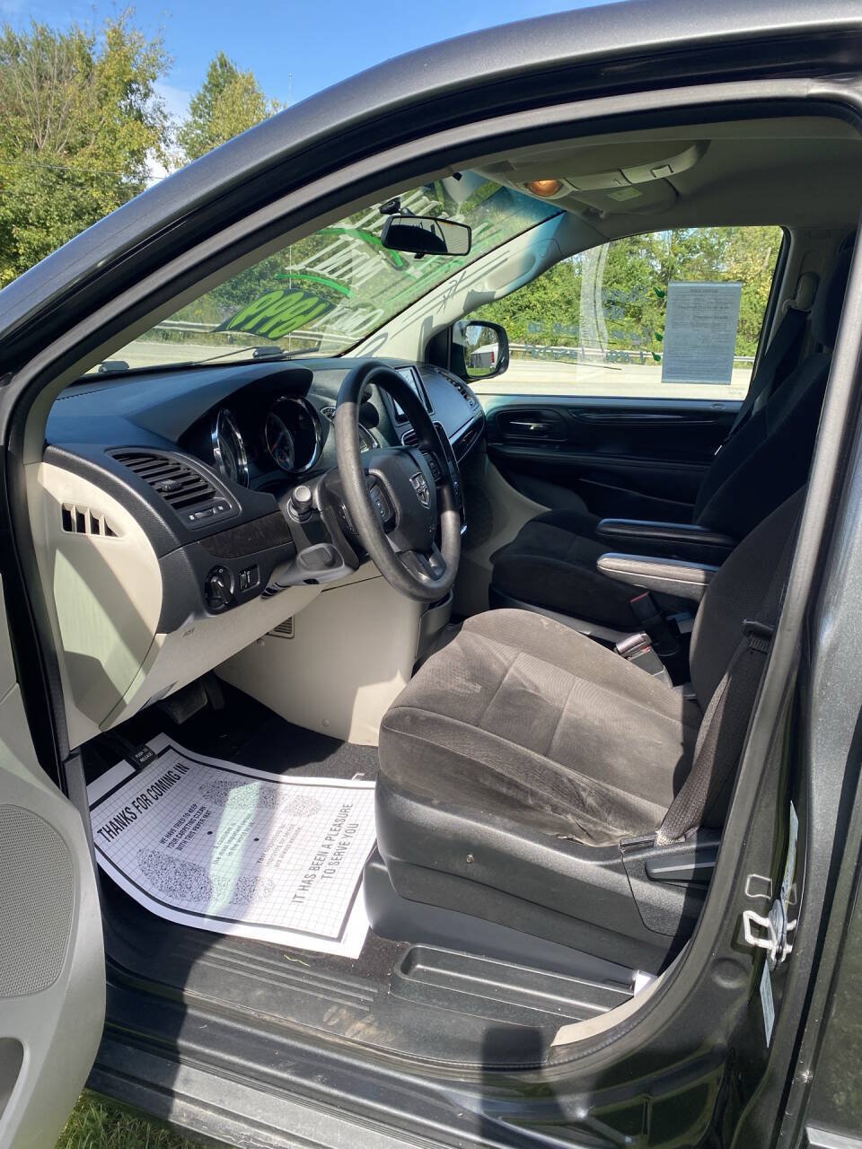 Used 2012 Dodge Grand Caravan SE FWD image 9