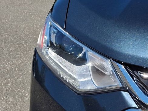 Used 2018 Chevrolet Traverse LT AWD/4WD image 27