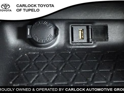 Used 2022 Toyota RAV4 XLE w/ Convenience Package AWD/4WD image 35