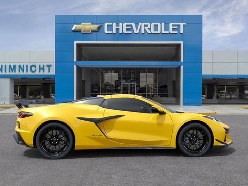 New 2025 Chevrolet Corvette Z06 w/ Z07 Performance Package image 5