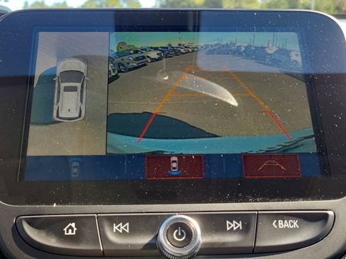 Used 2018 Chevrolet Equinox Premier w/ Infotainment II Package image 23