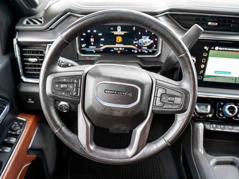 Used 2025 GMC Sierra 2500 Denali Ultimate AWD/4WD image 24