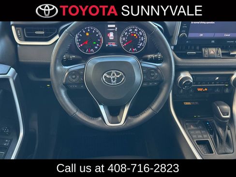 Used 2022 Toyota RAV4 XLE Premium AWD/4WD image 19