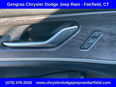 Certified 2023 Jeep Grand Cherokee L Limited w/ Black Appearance Package AWD/4WD image 48