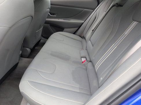 Used 2025 Hyundai Elantra SEL FWD image 27