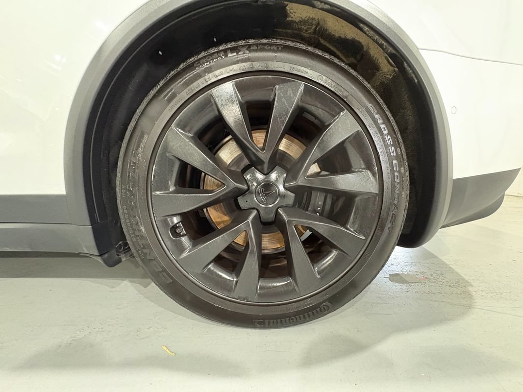 Used 2023 Tesla Model X AWD/4WD image 49