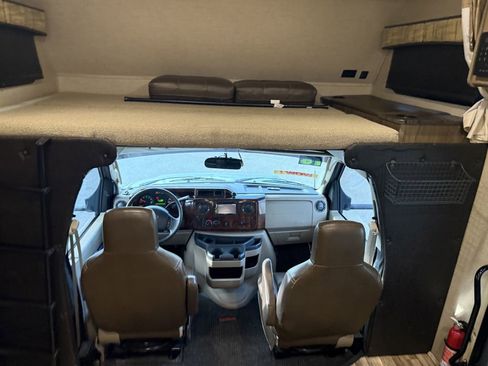 Used 2017 Ford E-450 and Econoline 450 Super Duty w/ Motorhome Prep Package RWD image 56