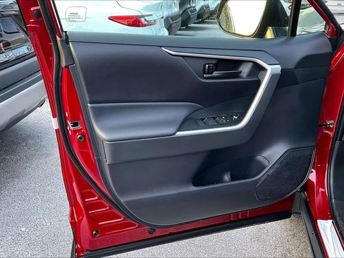 New 2025 Toyota RAV4 LE image 10