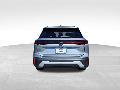 New 2026 Volkswagen Tiguan SE AWD/4WD image 3