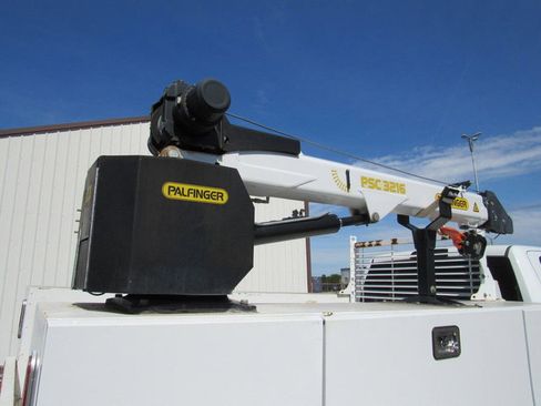 Used 2022 RAM 3500 Tradesman w/ Chrome Appearance Group AWD/4WD image 22