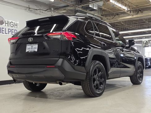 Used 2020 Toyota RAV4 TRD Off-Road AWD/4WD image 8