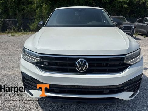 Used 2023 Volkswagen Tiguan SE R-Line FWD image 8