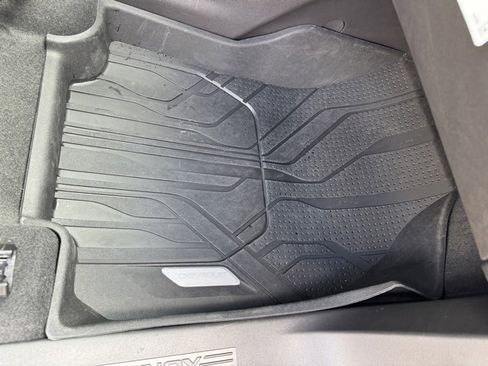 Used 2024 Chevrolet Equinox RS w/ RS Leather Package image 36