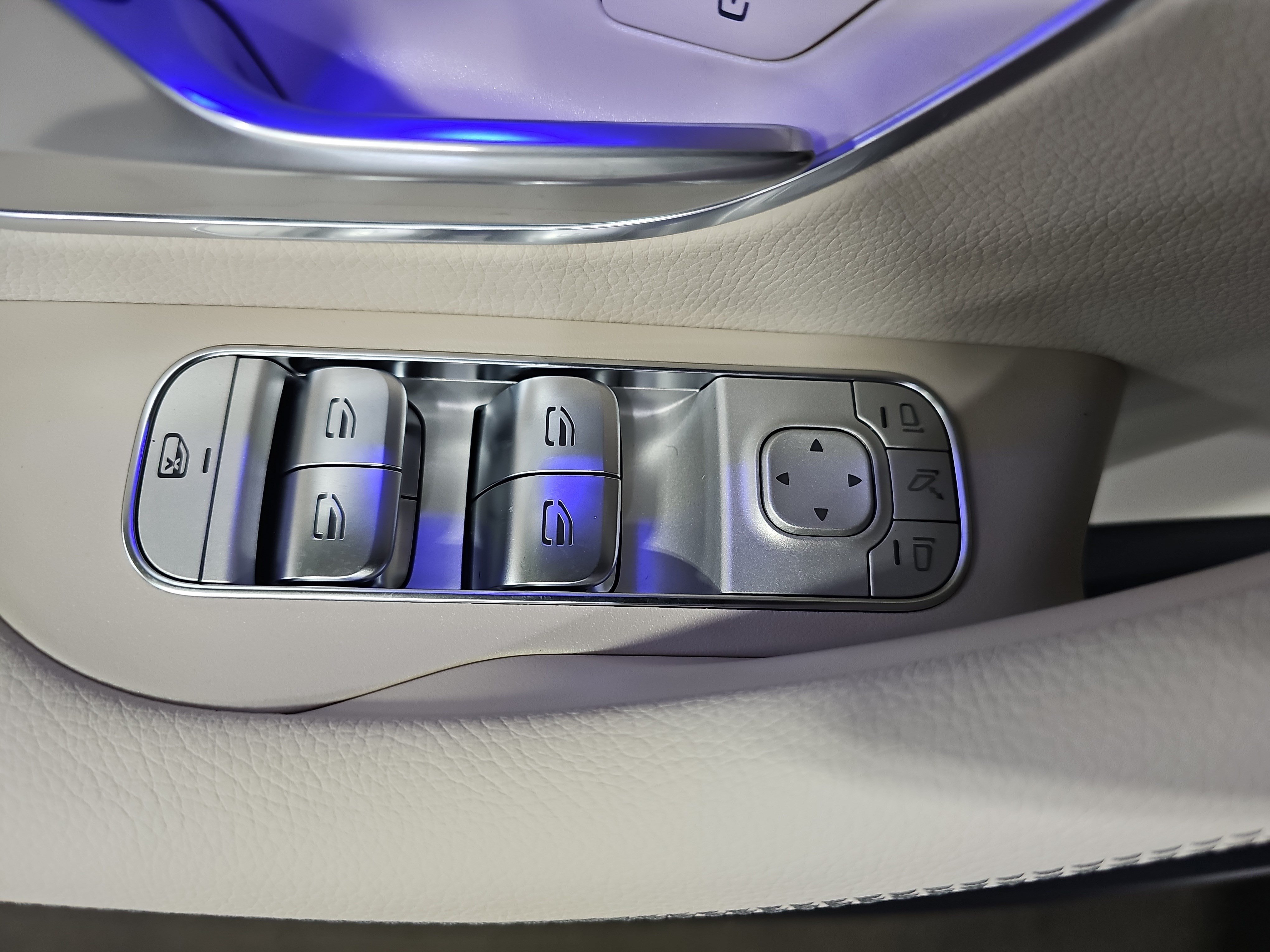 New 2026 Mercedes-Benz GLE 450 4MATIC image 29