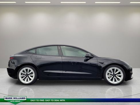 Used 2022 Tesla Model 3 Long Range AWD/4WD image 2