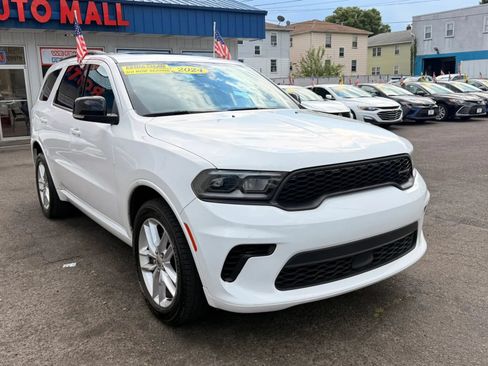 Used 2024 Dodge Durango GT AWD/4WD image 2