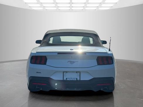 Used 2025 Ford Mustang Premium RWD image 6