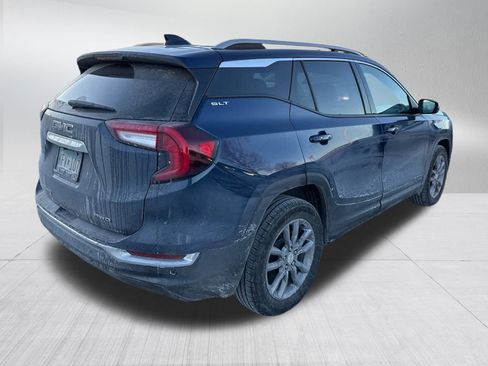 Used 2022 GMC Terrain SLT w/ Infotainment Package II image 6