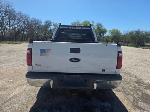 Used 2009 Ford F250 Lariat image 8