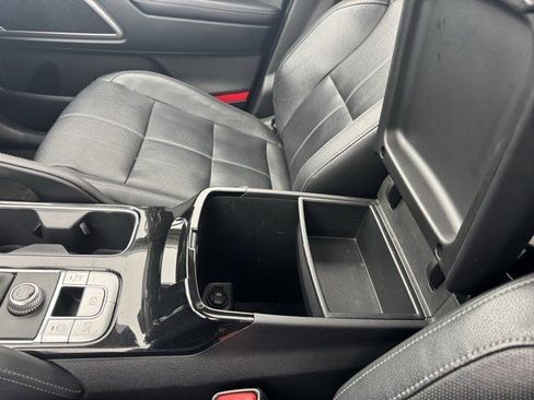 Used 2022 Kia Telluride EX image 26