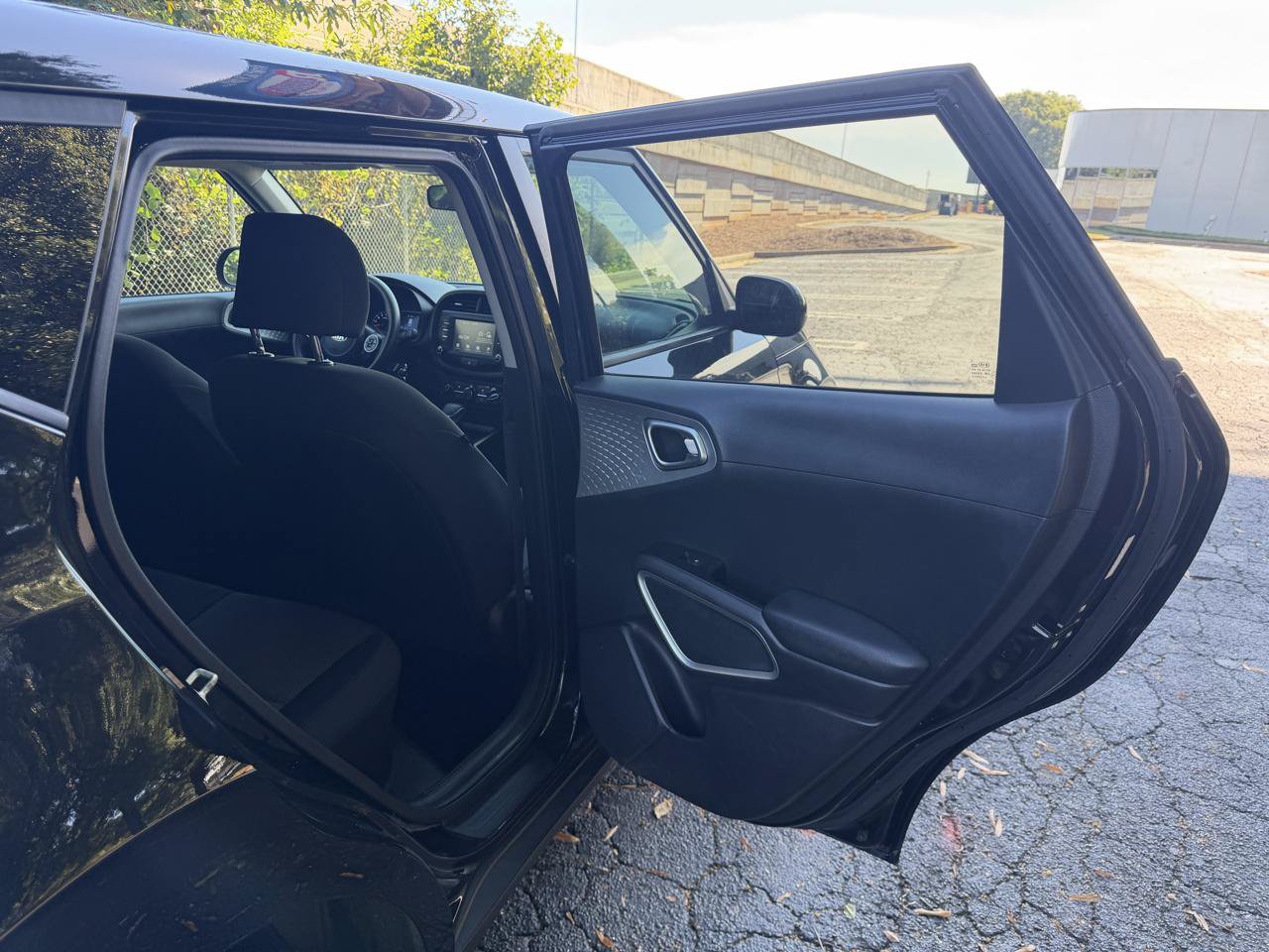 Used 2021 Kia Soul LX FWD image 14