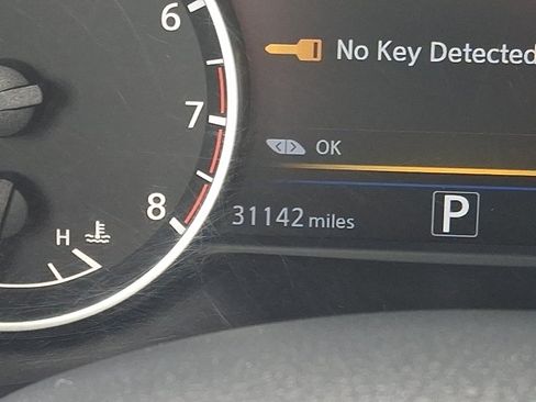 Used 2022 Nissan Murano S AWD/4WD image 18